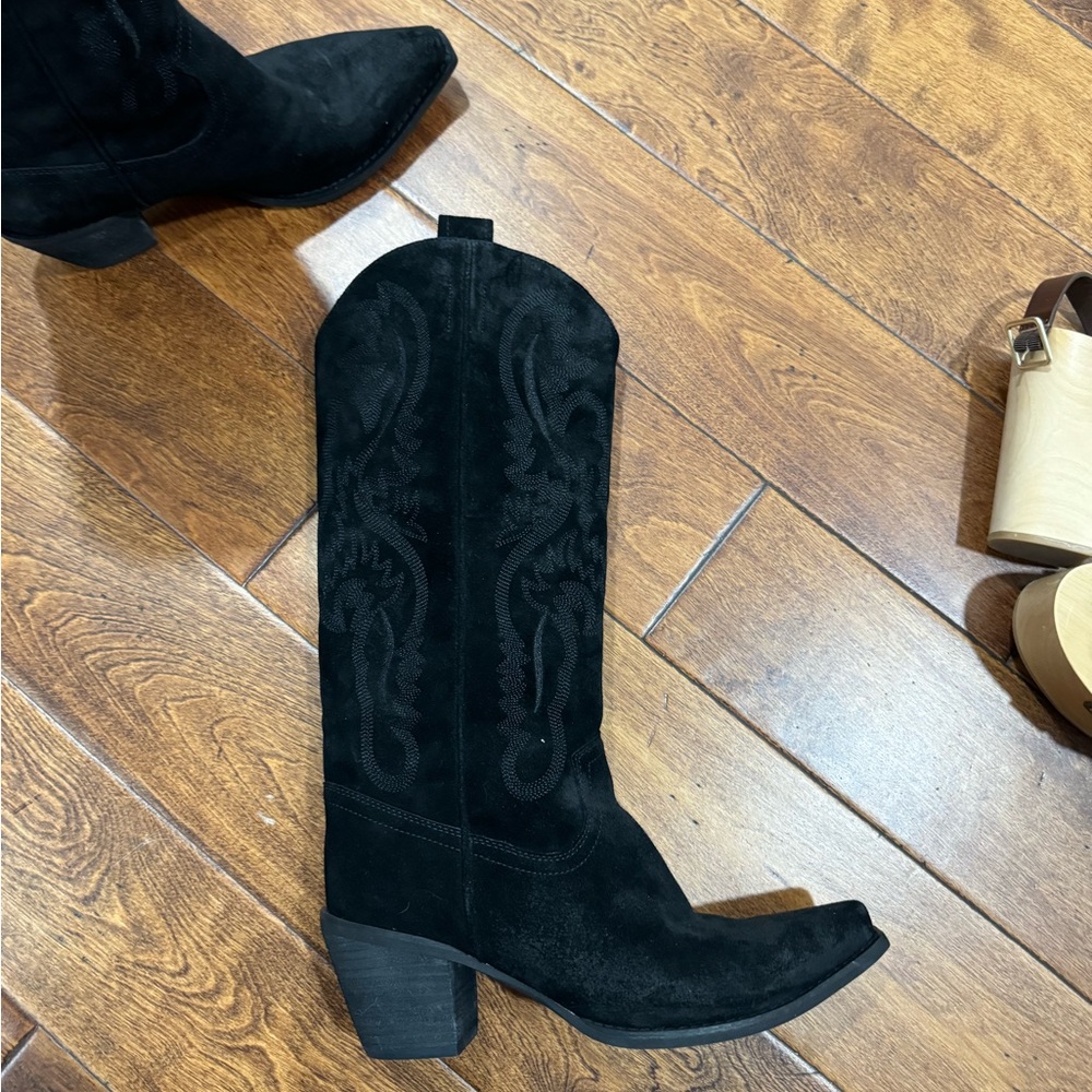 New knee high cowboy boots